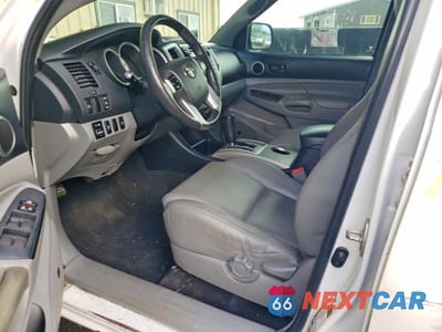 Zdjęcie 7 z 12 samochodu: 2013 TOYOTA TACOMA DOUBLE CAB VIN:3TMLU4EN0DM111907 - miniatura