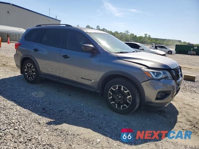 Czwarte zdjęcie samochodu z boku: 2019 NISSAN PATHFINDER SL VIN:5N1DR2MMXKC651147 - miniatura