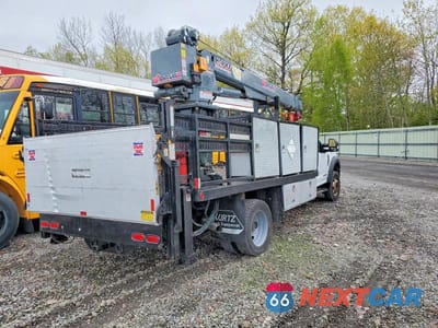 Czwarte zdjęcie samochodu z boku: 2020 FORD F550 SUPER DUTY VIN:1FDUF5HT6LDA08978 - miniatura