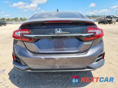 Zdjęcie 6 z 12 samochodu: 2018 HONDA CLARITY VIN:JHMZC5F19JC018040 - miniatura