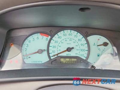 Zdjęcie 9 z 12 samochodu: 2003 TOYOTA COROLLA LE VIN:JTDBR32E930049937 - miniatura