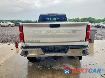 Zdjęcie 6 z 12 samochodu: 2025 CHEVROLET SILVERADO K3500 LTZ VIN:2GC4KUEY4S1134146 - miniatura