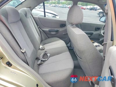 Zdjęcie 10 z 12 samochodu: 2002 HYUNDAI ACCENT GL VIN:KMHCG45C42U389901 - miniatura