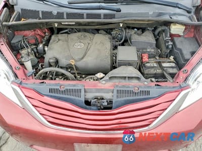 Zdjęcie 12 z 13 samochodu: 2017 TOYOTA SIENNA LE VIN:5TDKZ3DC3HS880561 - miniatura