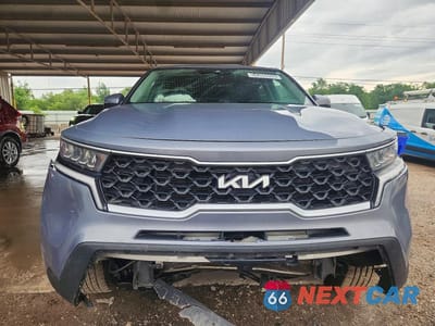 Piąte zdjęcie samochodu w środku: 2023 KIA SORENTO LX VIN:5XYRG4LC2PG242986 - miniatura