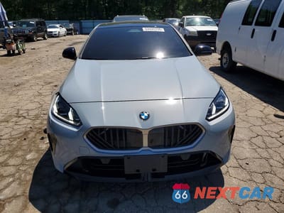 Piąte zdjęcie samochodu w środku: 2026 BMW 228XI VIN:WBA23GG0XT7U34353 - miniatura