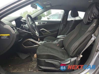 Zdjęcie 7 z 12 samochodu: 2016 HYUNDAI VELOSTER BASE VIN:KMHTC6AD3GU262876 - miniatura