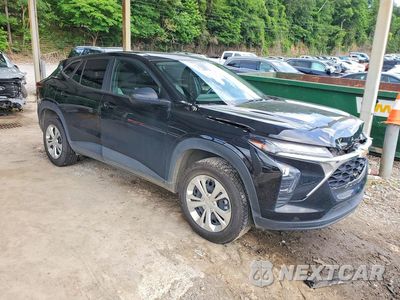 Czwarte zdjęcie samochodu z boku: 2024 CHEVROLET TRAX LS VIN:KL77LFE21RC242839 - miniatura