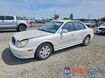 2002 HYUNDAI SONATA GL KMHWF25S32A521639 - główne zdjęcie licytacji z USA - miniatura