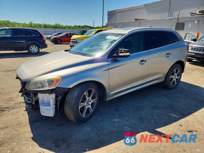2015 VOLVO XC60 T6 PREMIER YV4902RK6F2651764 - główne zdjęcie licytacji z USA - miniatura