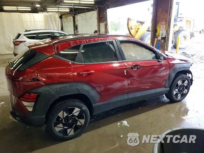 Trzecie zdjęcie samochodu z tyłu: 2025 HYUNDAI KONA SEL VIN:KM8HBCAB8SU300519 - miniatura