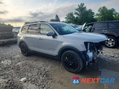 Czwarte zdjęcie samochodu z boku: 2023 KIA TELLURIDE SX-PRESTIGE X-LINE VIN:5XYP5DGC4PG353000 - miniatura