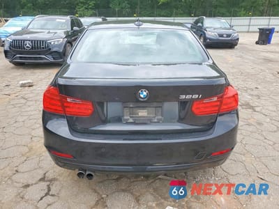 Zdjęcie 6 z 12 samochodu: 2013 BMW 328 I VIN:WBA3A5C59DF601616 - miniatura