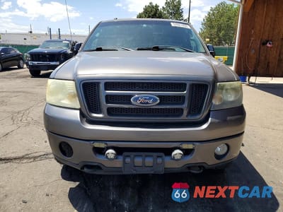 Piąte zdjęcie samochodu w środku: 2007 FORD F150 VIN:1FTPX045X7KC64602 - miniatura