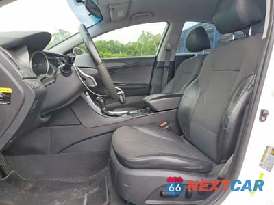 Zdjęcie 7 z 12 samochodu: 2011 HYUNDAI SONATA SE VIN:5NPEC4AC9BH245785 - miniatura