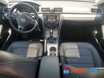 Zdjęcie 8 z 13 samochodu: 2015 VOLKSWAGEN PASSAT SE VIN:1VWBV7A35FC099737 - miniatura