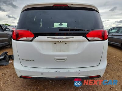 Zdjęcie 6 z 13 samochodu: 2019 CHRYSLER PACIFICA TOURING L VIN:2C4RC1BG4KR665720 - miniatura
