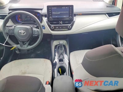 Zdjęcie 8 z 12 samochodu: 2021 TOYOTA COROLLA LE VIN:JTDEAMDE5MJ012239 - miniatura