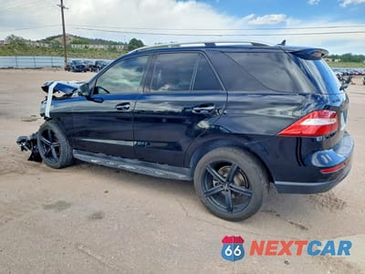 Drugie zdjęcie samochodu z przodu: 2015 MERCEDES-BENZ ML 250 BLUETEC VIN:4JGDA0EB7FA473420 - miniatura