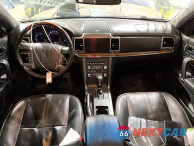 Zdjęcie 6 z 9 samochodu: 2012 LINCOLN MKZ VIN:3LNHL2GC6CR838765 - miniatura