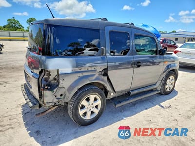 Trzecie zdjęcie samochodu z tyłu: 2011 HONDA ELEMENT EX VIN:5J6YH1H75BL001479 - miniatura