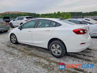 Drugie zdjęcie samochodu z przodu: 2018 CHEVROLET CRUZE LS VIN:1G1BC5SM0J7198285 - miniatura