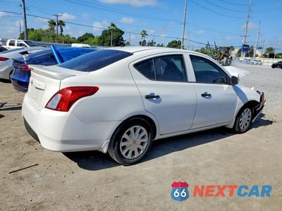 Trzecie zdjęcie samochodu z tyłu: 2016 NISSAN VERSA 1.6 S PLUS VIN:3N1CN7AP7GL825939 - miniatura