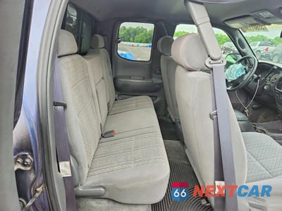 Zdjęcie 10 z 12 samochodu: 2004 TOYOTA TUNDRA ACCESS CAB SR5 VIN:5TBBT441X4S445609 - miniatura