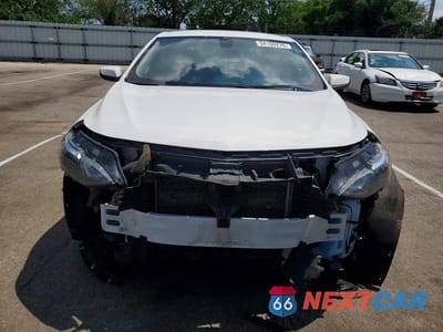 Piąte zdjęcie samochodu w środku: 2019 CHEVROLET MALIBU LT VIN:1G1ZD5ST9KF204157 - miniatura