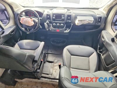 Zdjęcie 8 z 13 samochodu: 2019 RAM PROMASTER 2500 DELIVERY VAN VIN:3C6TRVDG4KE541383 - miniatura