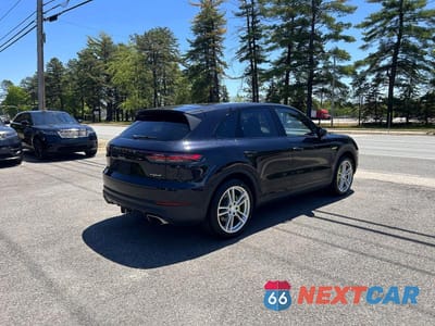 Czwarte zdjęcie samochodu z boku: 2019 PORSCHE CAYENNE SE HYBRID VIN:WP1AE2AY8KDA52072 - miniatura