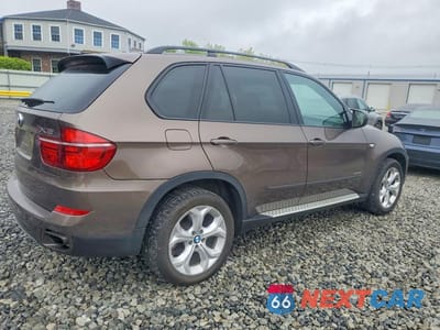 Trzecie zdjęcie samochodu z tyłu: 2012 BMW X5 XDRIVE50I VIN:5UXZV8C5XCL423491 - miniatura