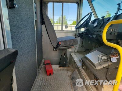 Zdjęcie 11 z 13 samochodu: 2022 FREIGHTLINER MT55G DELIVERY TRUCK VIN:4UZAC3GA6NCNK3715 - miniatura