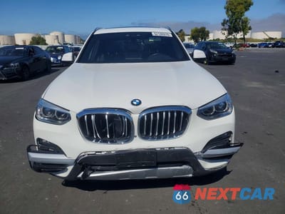 Piąte zdjęcie samochodu w środku: 2021 BMW X3 SDRIVE30I VIN:5UXTY3C04M9F43311 - miniatura