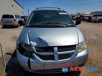 Piąte zdjęcie samochodu w środku: 2006 DODGE CARAVAN SXT VIN:1D4GP45R16B756042 - miniatura
