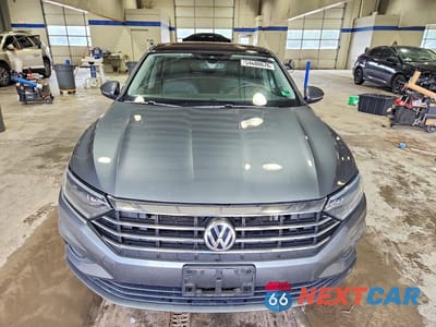Piąte zdjęcie samochodu w środku: 2021 VOLKSWAGEN JETTA SEL PREMIUM VIN:3VWG57BU1MM026244 - miniatura