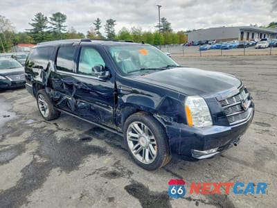 Czwarte zdjęcie samochodu z boku: 2014 CADILLAC ESCALADE ESV PREMIUM VIN:1GYS4JEF0ER161672 - miniatura