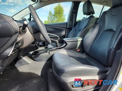 Zdjęcie 7 z 12 samochodu: 2019 TOYOTA PRIUS LIMITED VIN:JTDKARFU6K3072312 - miniatura