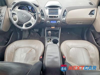 Zdjęcie 8 z 12 samochodu: 2010 HYUNDAI TUCSON VIN:KM8JU3AC8AU064473 - miniatura