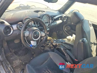 Zdjęcie 8 z 12 samochodu: 2010 MINI COOPER VIN:WMWMR3C56ATU97746 - miniatura