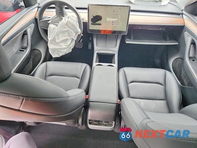 Zdjęcie 8 z 13 samochodu: 2025 TESLA MODEL Y VIN:7SAYGAEE1SF221753 - miniatura