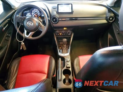 Zdjęcie 8 z 13 samochodu: 2016 SCION IA BASE VIN:3MYDLBZV0GY119378 - miniatura