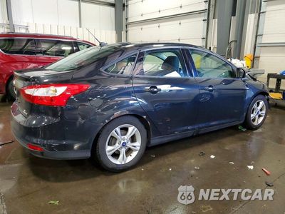 Trzecie zdjęcie samochodu z tyłu: 2014 FORD FOCUS SE VIN:1FADP3F27EL219038 - miniatura