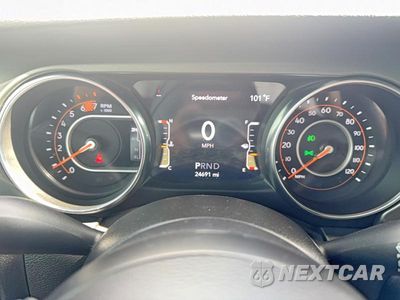 Zdjęcie 8 z 14 samochodu: 2023 JEEP WRANGLER SPORT VIN:1C4HJXDN7PW509945 - miniatura
