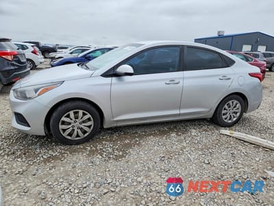 2018 HYUNDAI ACCENT SE 3KPC24A31JE012657 - główne zdjęcie licytacji z USA - miniatura