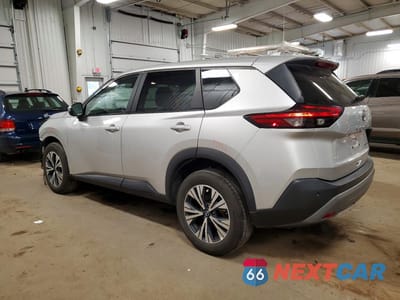 Drugie zdjęcie samochodu z przodu: 2022 NISSAN ROGUE SV VIN:5N1BT3BB7NC694915 - miniatura