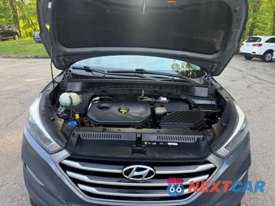 Zdjęcie 7 z 10 samochodu: 2018 HYUNDAI TUCSON SEL VIN:KM8J3CA40JU601333 - miniatura