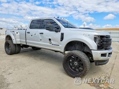 Czwarte zdjęcie samochodu z boku: 2019 FORD F350 SUPER DUTY VIN:1FT8W3DTXKEF12359 - miniatura
