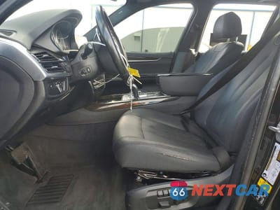 Zdjęcie 7 z 13 samochodu: 2018 BMW X5 XDRIVE35I VIN:5UXKR0C52J0X99477 - miniatura