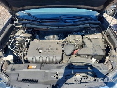 Zdjęcie 12 z 13 samochodu: 2017 MITSUBISHI OUTLANDER SE VIN:JA4AD3A37HZ053122 - miniatura